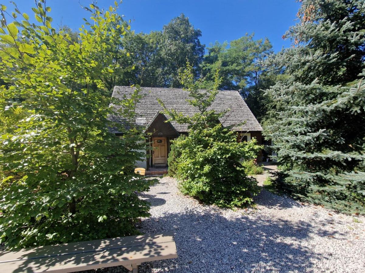 Oberza Pod Zlotym Prosiakiem Hotel Nieborow Exterior photo